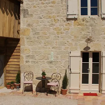 Le Viguie Bed & Breakfast *